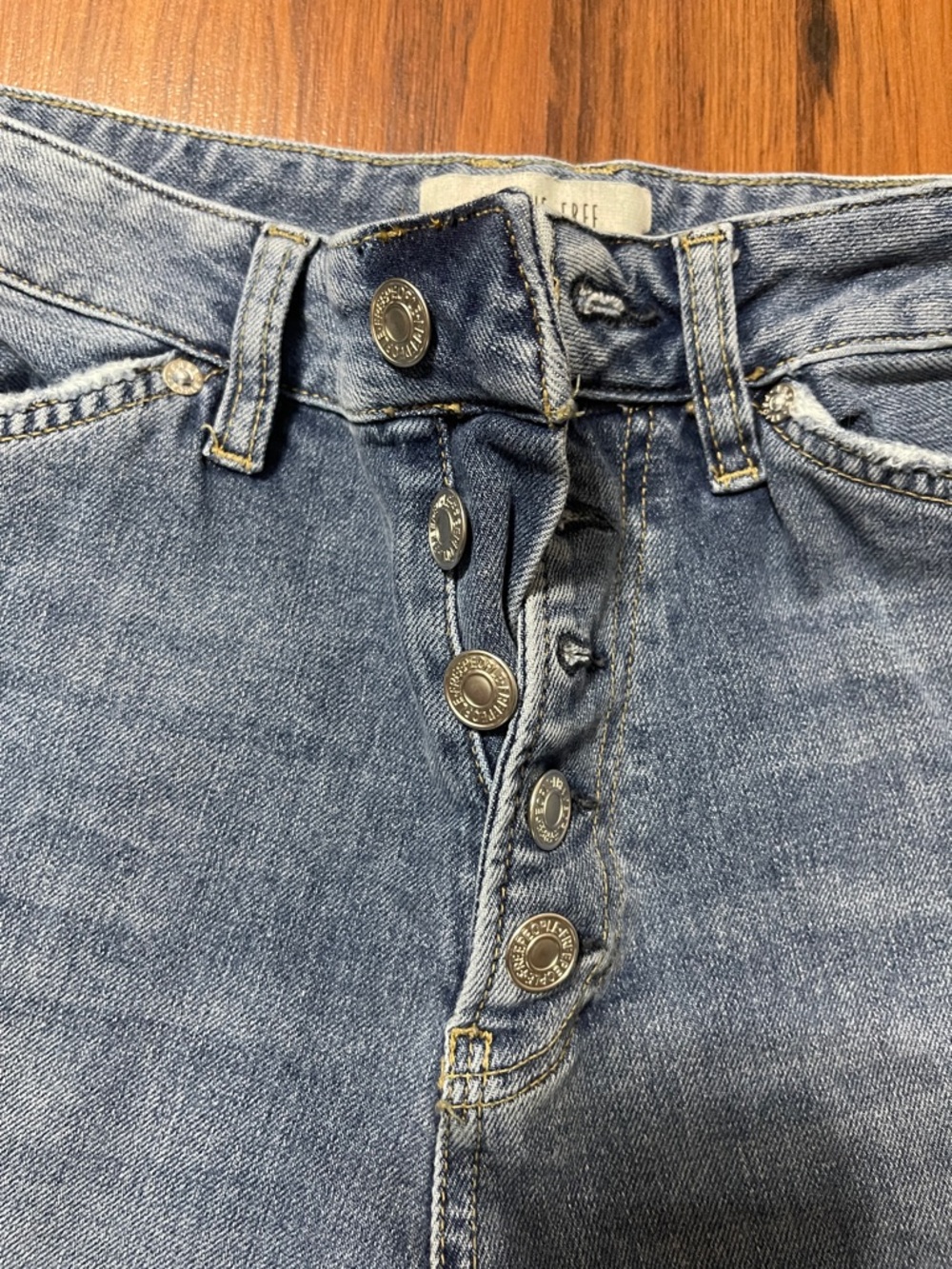 We The Free Distressed Wide-Leg Cropped frayed hem Jeans size 29 - Picture 4 of 7